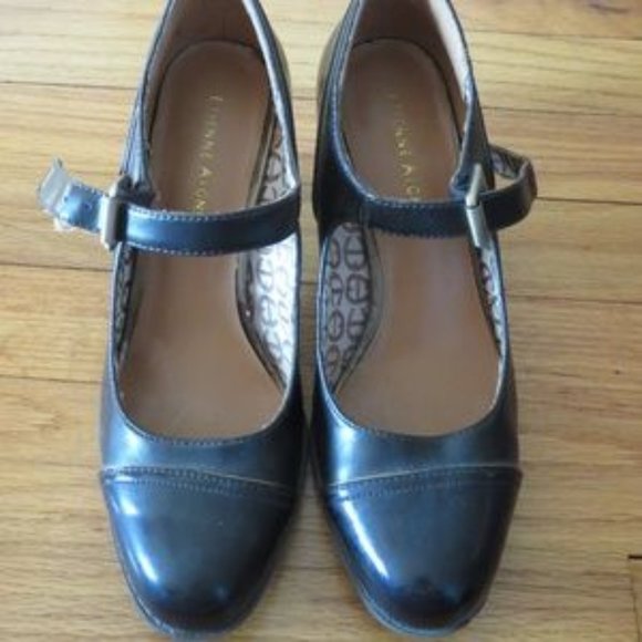 Questa Mary Jane Pumps | Chocolate - Picture 2 of 10